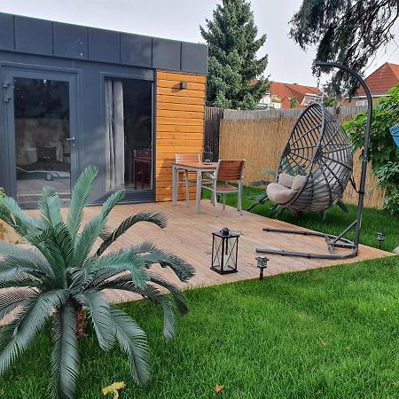 Lane Tiny Homes, Nahe Hannover Messe Екстер'єр фото