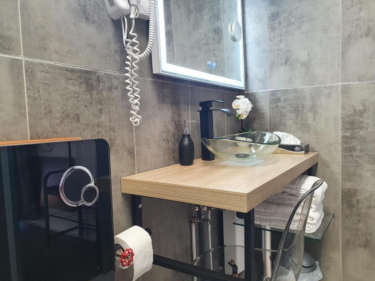 Lane Tiny Homes, Nahe Hannover Messe Екстер'єр фото