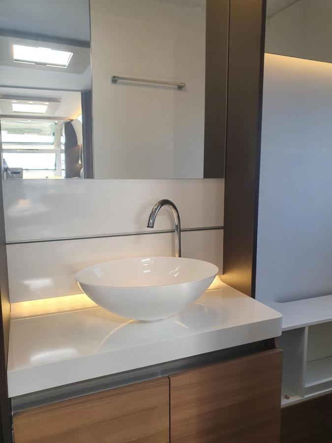 Lane Tiny Homes, Nahe Hannover Messe Екстер'єр фото
