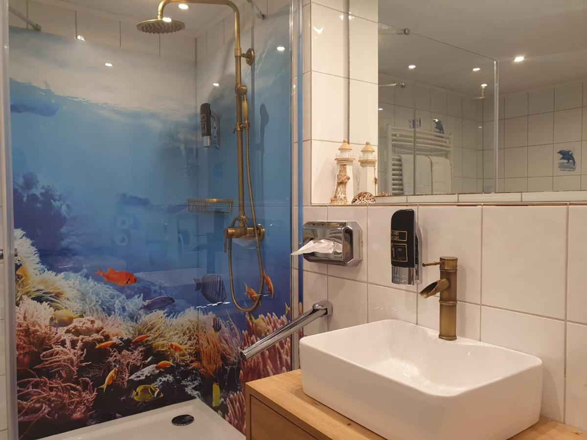 Lane Tiny Homes, Nahe Hannover Messe Екстер'єр фото